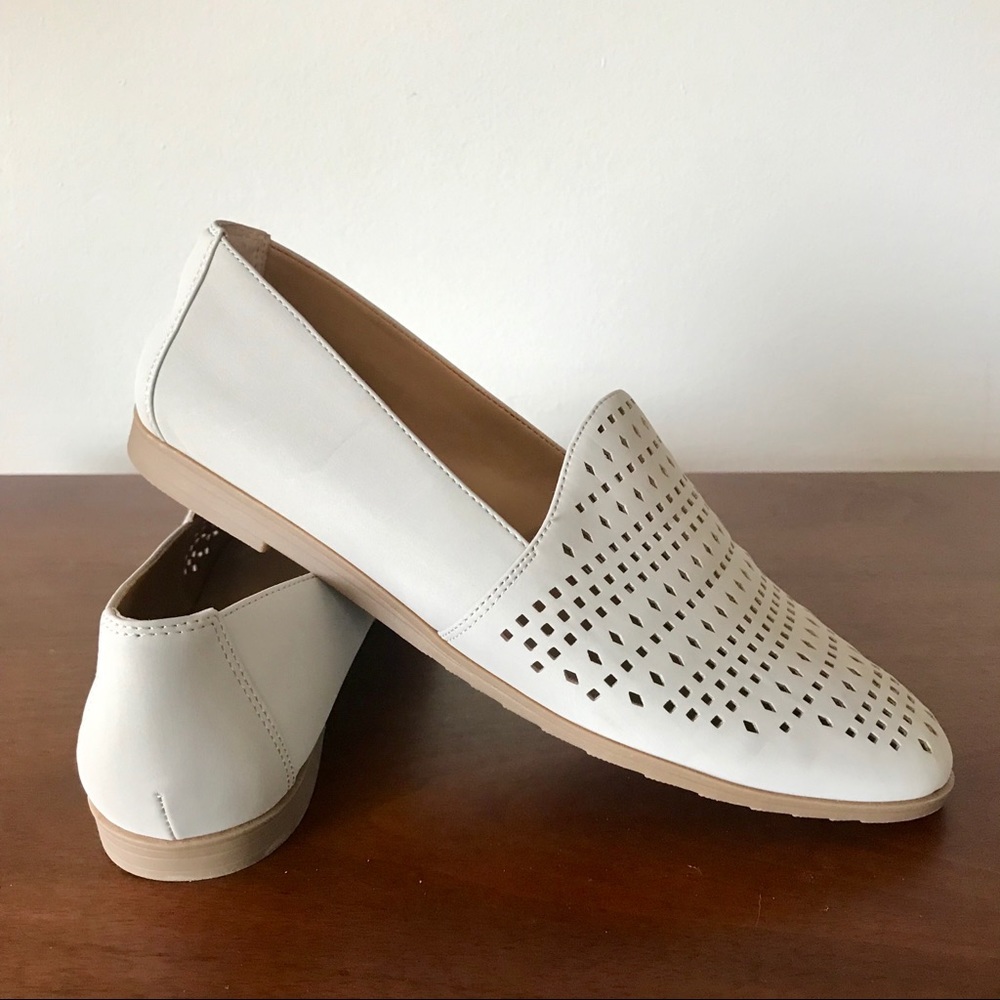 ❌ SOLD ❌ NWOT - Franco Sarto Cutout Flats